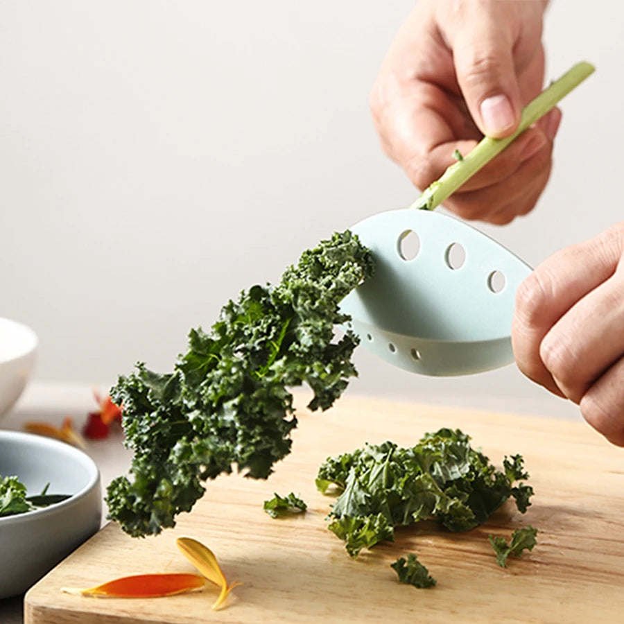 8-Hole Herb Leaf Stripper Tool โ Multi functional Vegetable Stem Remover for Kitchen Use